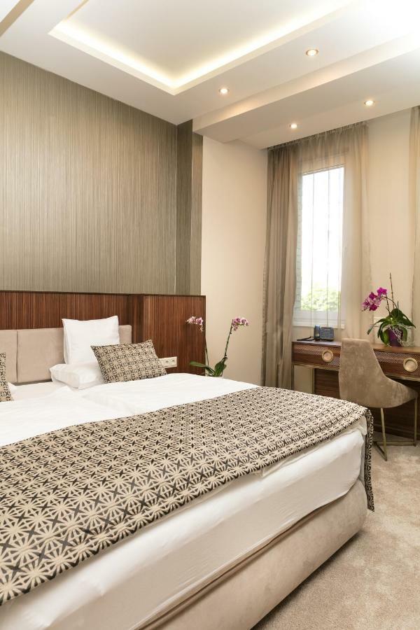 Hotel Kalvaria Superior Gyor Ngoại thất bức ảnh